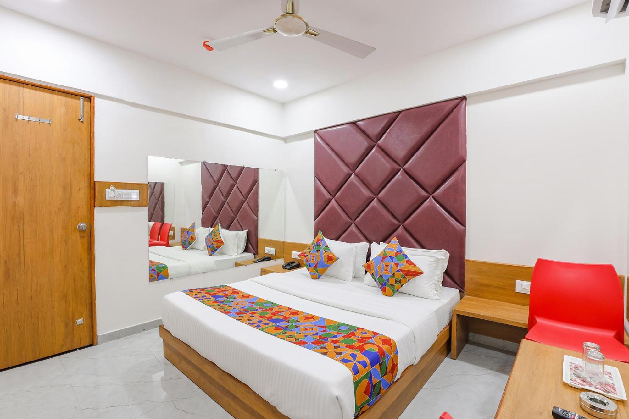 Fabhotel Crystal I - Gandhinagar Ngoại thất bức ảnh