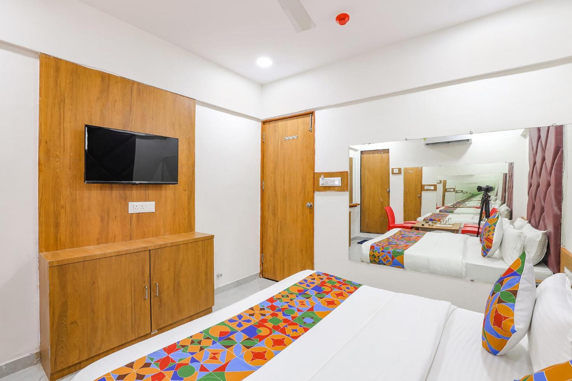 Fabhotel Crystal I - Gandhinagar Ngoại thất bức ảnh