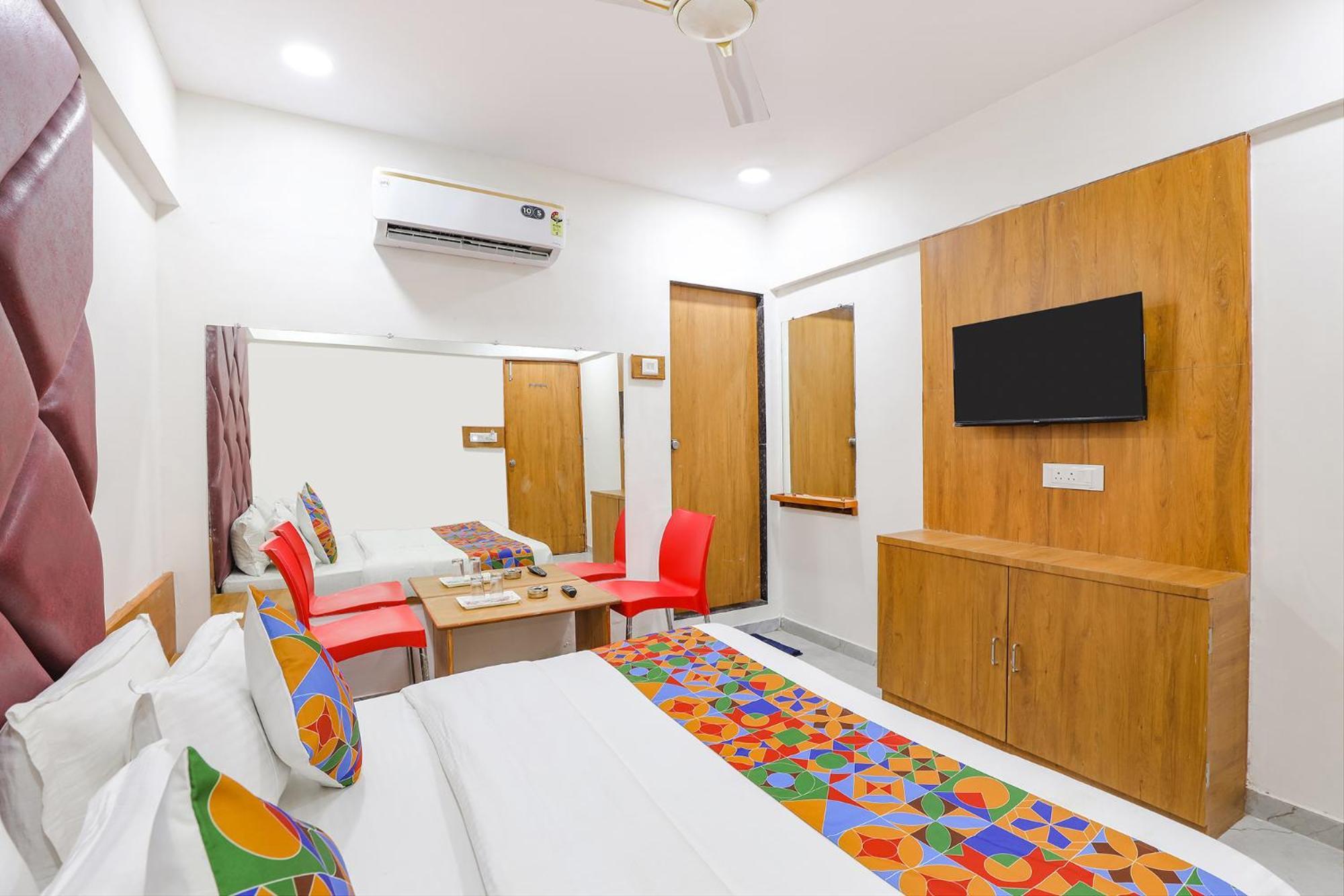 Fabhotel Crystal I - Gandhinagar Ngoại thất bức ảnh