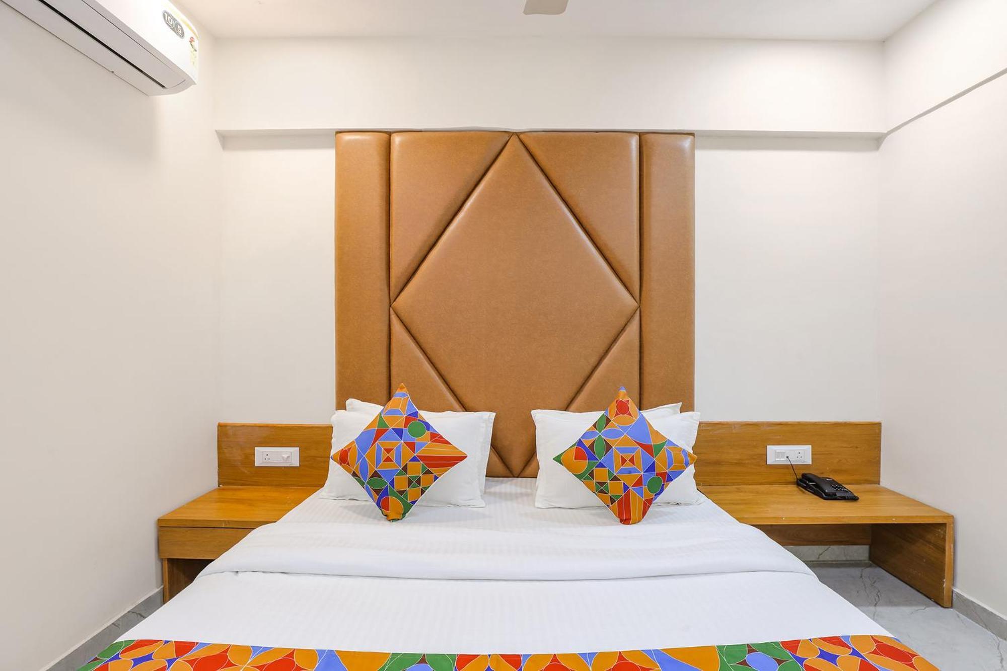 Fabhotel Crystal I - Gandhinagar Ngoại thất bức ảnh
